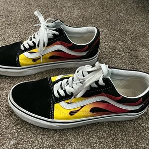 Vans shoe black with fire, size 9.5 like new